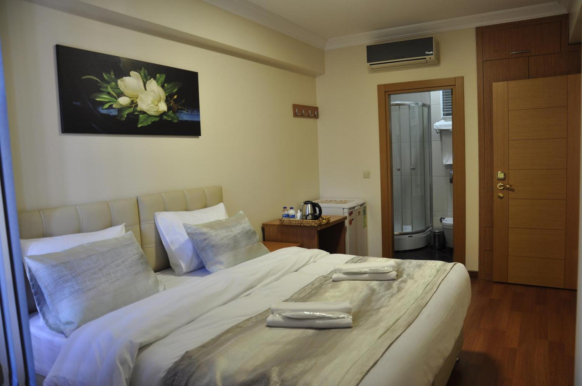 My World Hotel อิสตันบูล ภายนอก รูปภาพ