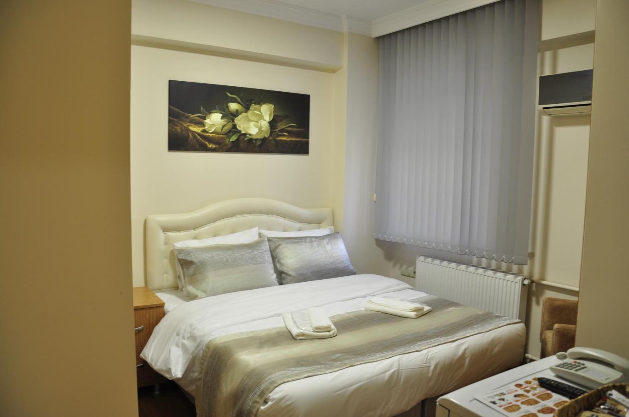 My World Hotel อิสตันบูล ภายนอก รูปภาพ
